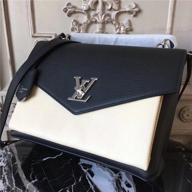 Louis Vuitton My Lockme Vanille Noir
