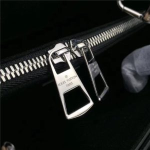 Louis Vuitton Twist Tote Noir