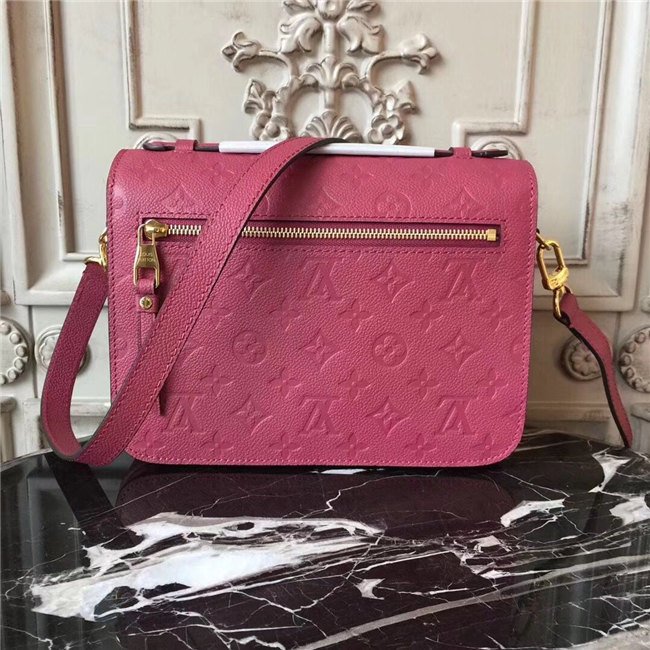 Louis Vuitton Pochette Metis Rose Bruyere
