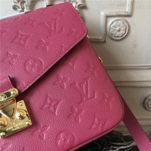 Louis Vuitton Pochette Metis Rose Bruyere