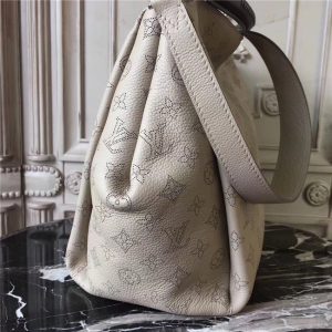 Louis Vuitton Babylone PM Galet