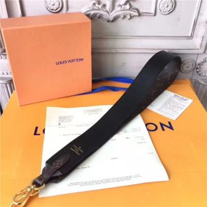 Louis Vuitton Bandouliere Monogram