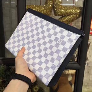 Louis Vuitton Pochette Voyage MM Autres Toiles