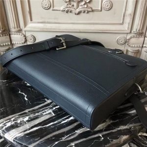 Louis Vuitton Canyon Biefriefcase Blue Marine