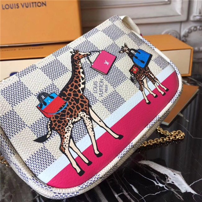 Louis Vuitton Mini Pochette Accessoires