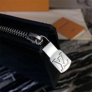 Louis Vuitton Pochette Voyage MM Damier Cobalt Canvas