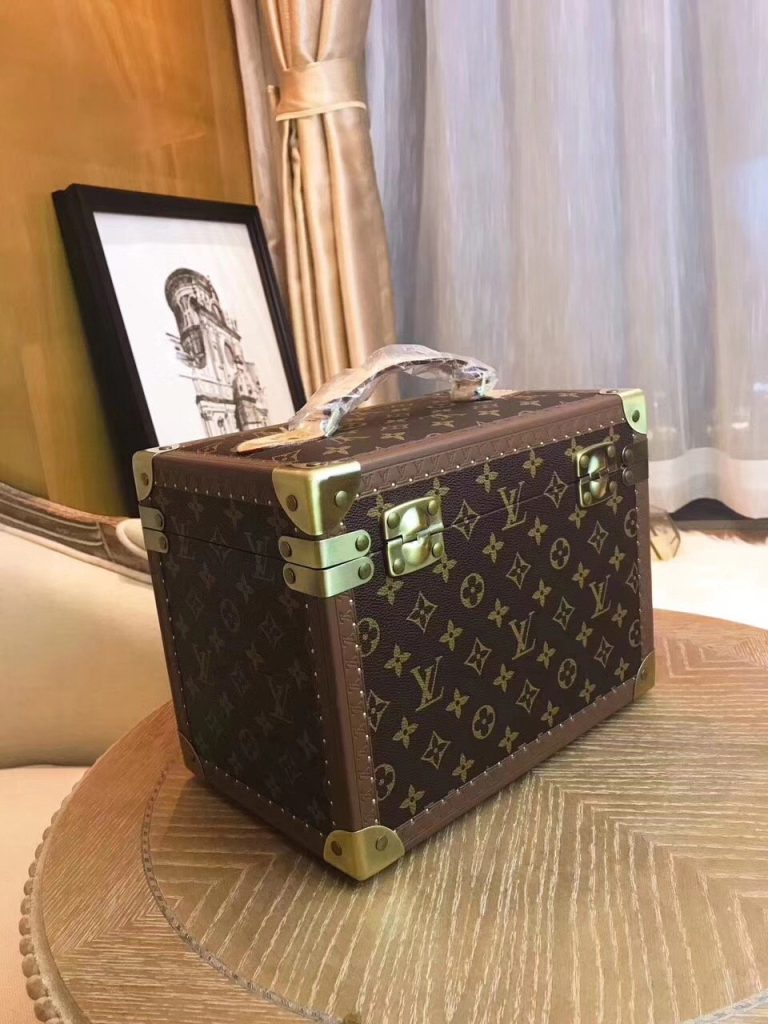 Louis Vuitton Monogram Canvas Trunk Case