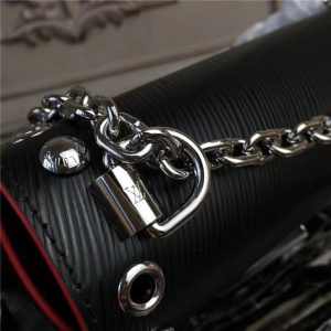 Louis Vuitton Twist MM