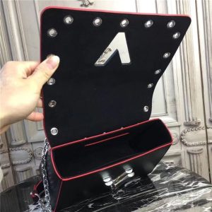 Louis Vuitton Twist MM