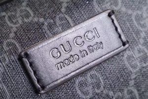 Gucci Night Courrier Soft GG Supreme Carry-on Duffle