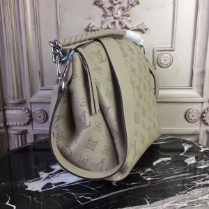 Louis Vuitton Babylone Chain BB Galet