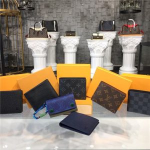 Louis Vuitton Slender Wallet Taiga Leather Bleu Marine