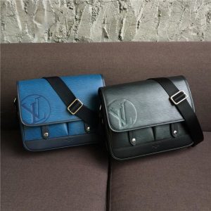 Louis Vuitton Messenger PM Epi Leather Noir
