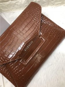 Givenchy Antigona Envelope Clutch Crocodile Embossed (Varied Colors)