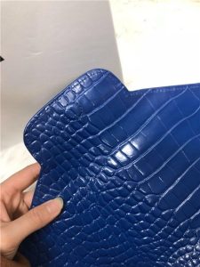 Givenchy Antigona Envelope Clutch Crocodile Embossed (Varied Colors)