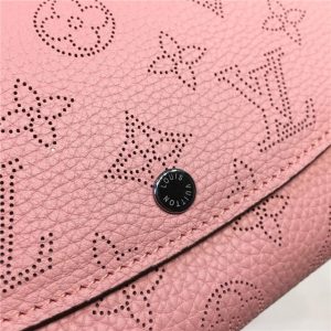 Louis Vuitton Iris Wallet Mahina Magnolia