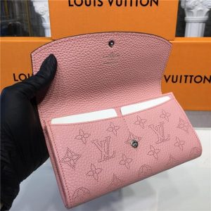 Louis Vuitton Iris Wallet Mahina Magnolia