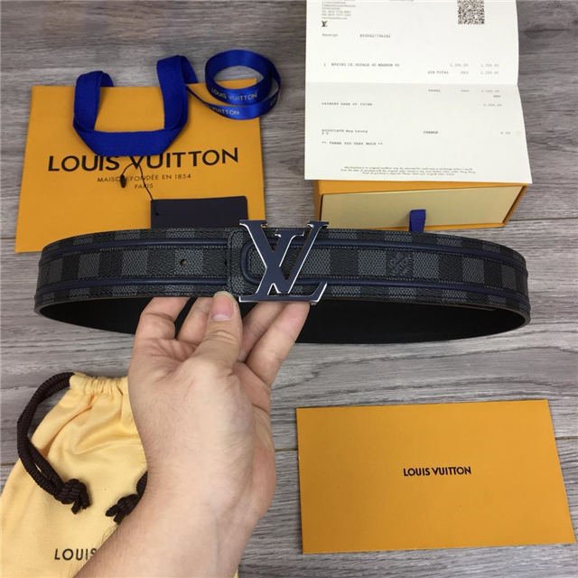 Louis Vuitton LV Initiales Belt 40mm