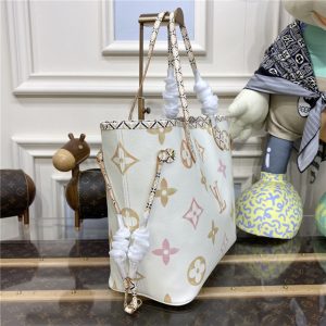 Louis Vuitton Neverfull MM M22978 Beige