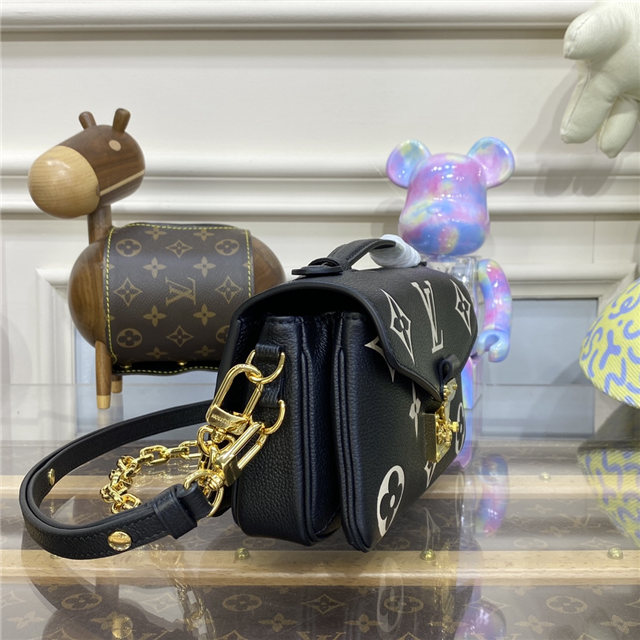 Louis Vuitton Pochette Metis East West M46596 Black/Beige