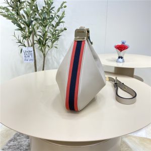 702823 Grey leather-2