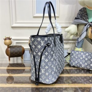 Louis Vuitton Neverfull MM M21465 Gray Denim