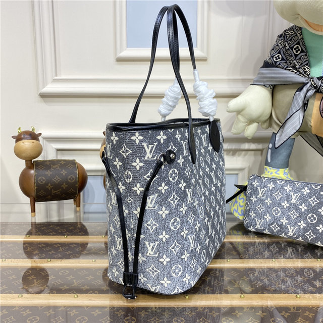 Louis Vuitton Neverfull MM M21465 Gray Denim