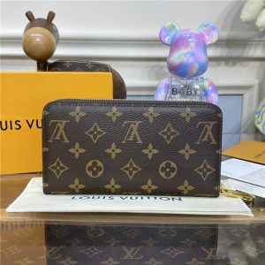 Louis Vuitton Zippy Wallet M81544