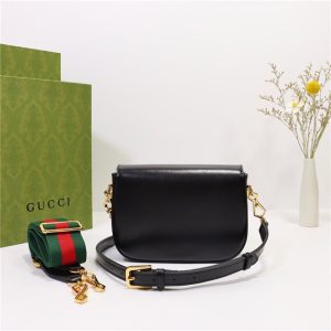 658574 Black Leather-3