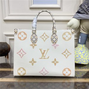 Louis Vuitton OnTheGo MM M22975 Beige