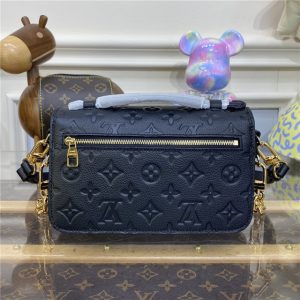 Louis Vuitton Pochette Metis East West M46595 Black