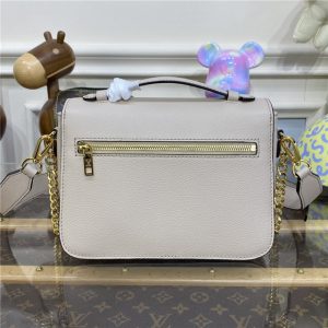 Louis Vuitton Oxford Lockme M22792 Greige