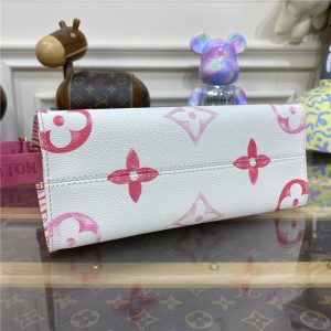 Louis Vuitton OnTheGo PM M22976