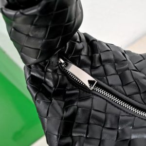 Bottega Veneta Jodie large 40cm black