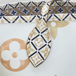 Louis Vuitton Neverfull MM M22978 Beige