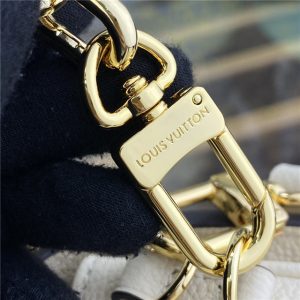 Louis Vuitton Pochette Metis East West M22942 Cream