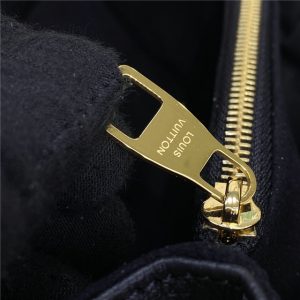 Louis Vuitton Pochette Metis East West M46595 Black