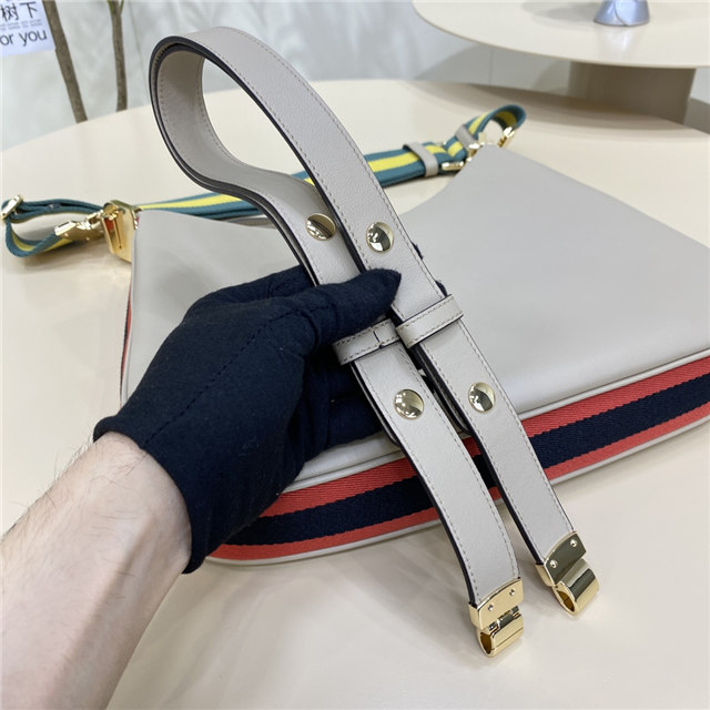 702823 Grey leather-7