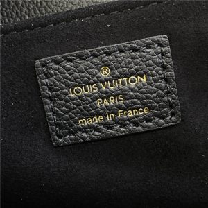 Louis Vuitton Pochette Metis East West M46595 Black