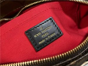 Louis Vuitton OnTheGo East West M46653