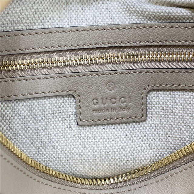 702823 Grey leather-9