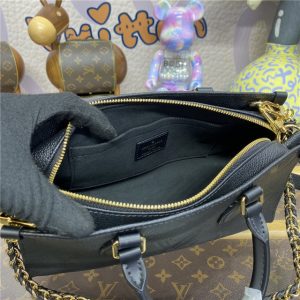 Louis Vuitton OnTheGo East West M23640 (Varied Colors)