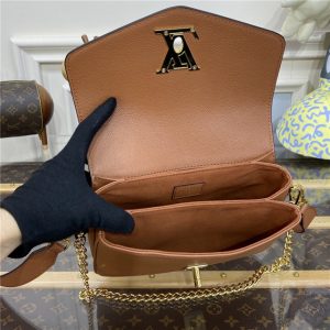 Louis Vuitton Oxford Lockme M22952 Cognac