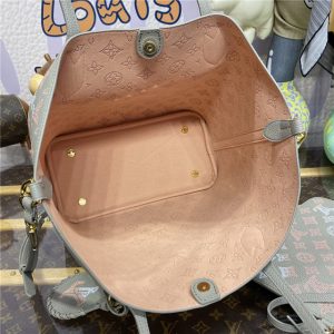 Louis Vuitton Blossom MM M23387