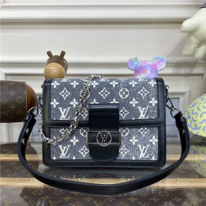 Louis Vuitton Dauphine MM Autres Toiles Monogram M21458