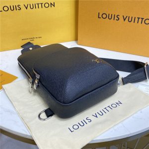 M30443-Black-4