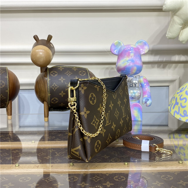 Louis Vuitton Pallas Clutch Noir