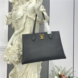 Louis Vuitton Lockme Shopper Black
