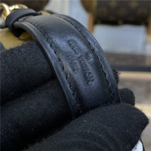 M68276-6