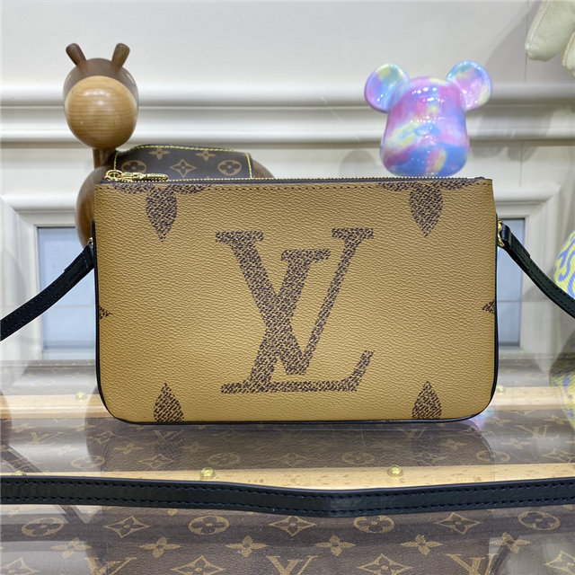 Louis Vuitton Double Zip Pochette Monogram Giant Reverse Canvas